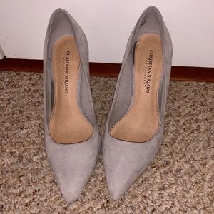 Grey stiletto heel (cloth)